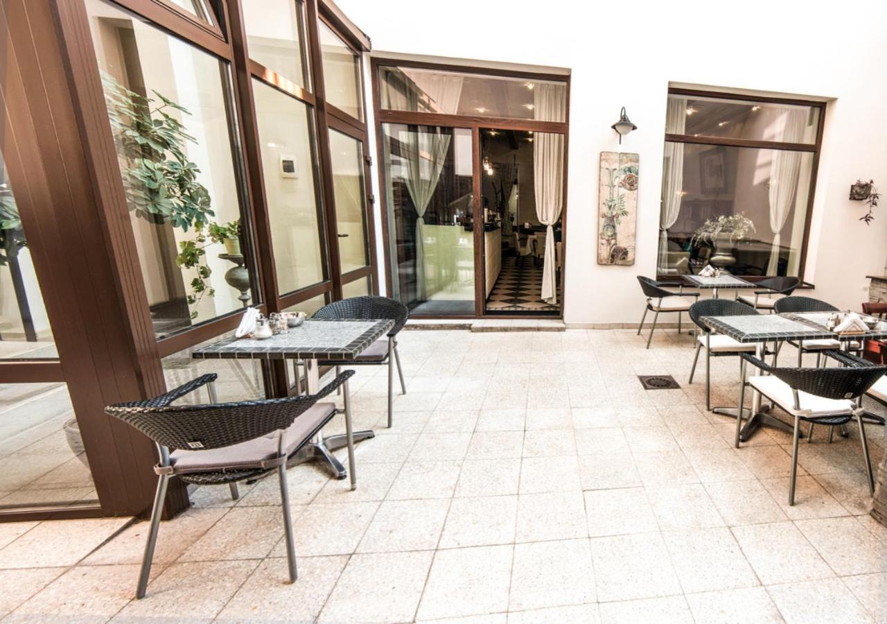 Pension Horse Inn Košice Eksteriør bilde